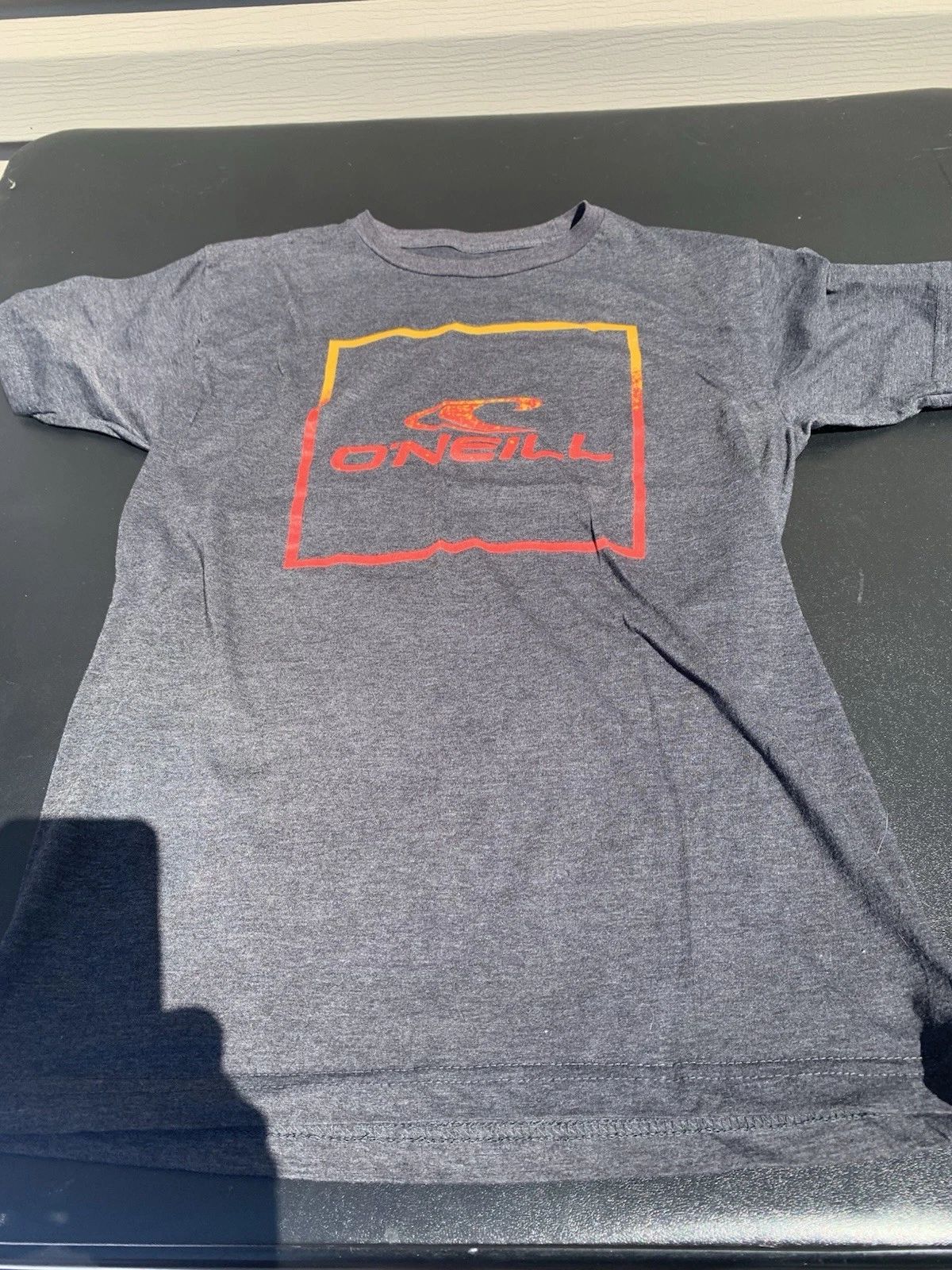 Men’s Small O’Neill Gray Crewneck Short Sleeve Surf Skateboard T Shirt Unisex