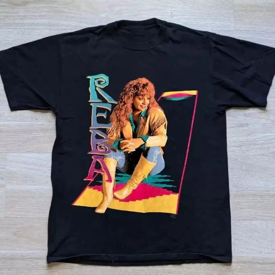 Reba Mcentire Shirt, Rebe Mcentire Portrait Vintage Shirt Unisex