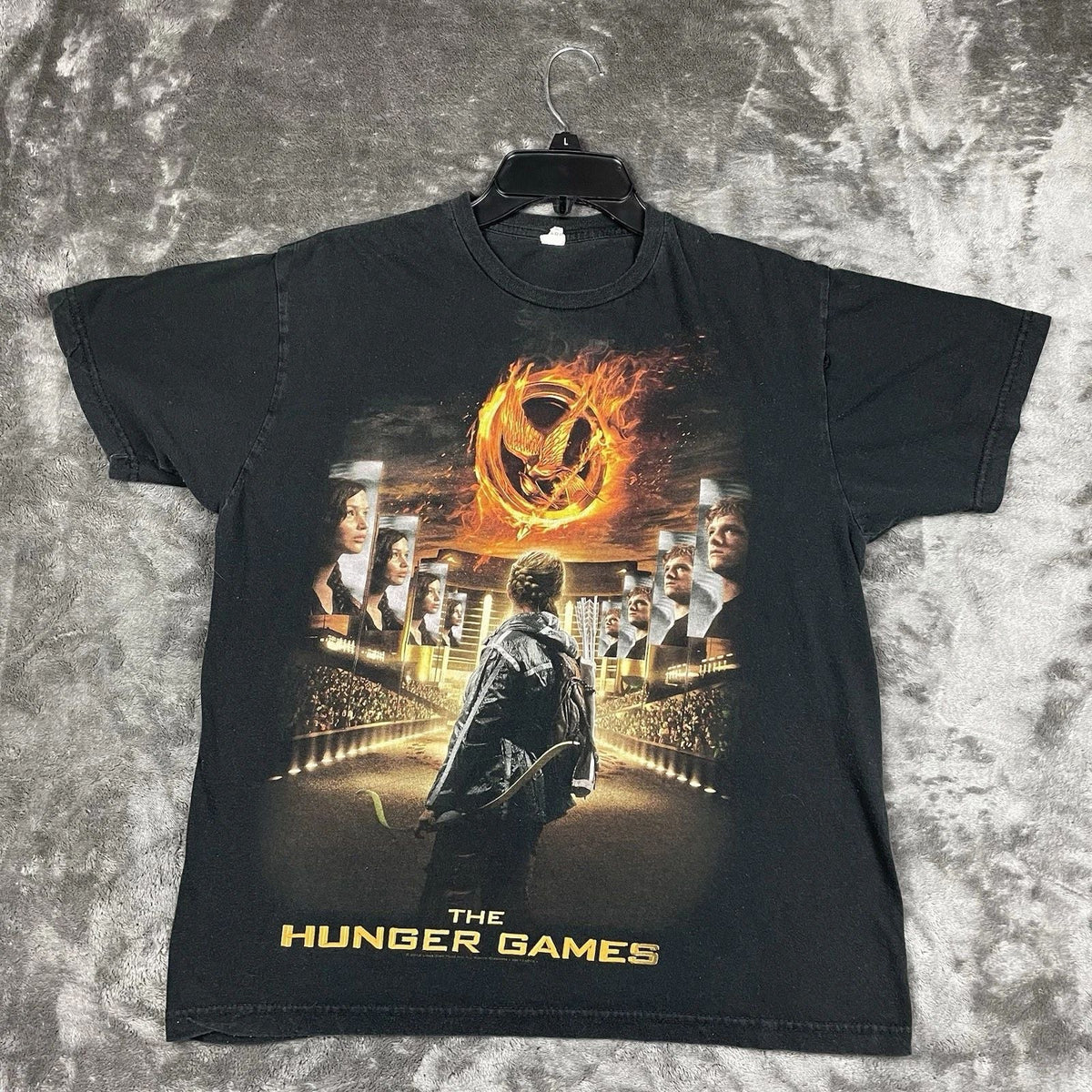2012 The Hunger Games Movie Promo Graphic Tee Katniss Peeta MEDIUM Unisex