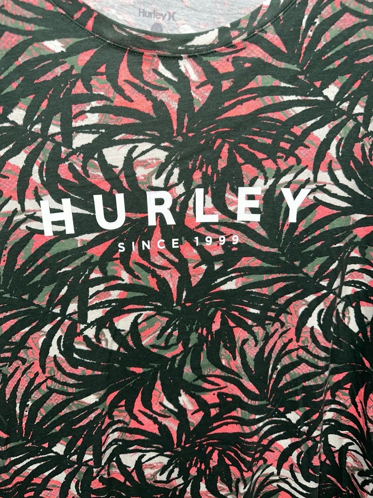 Hurley Surfing Skateboarding Brand Mens Large Tee Beach Palm Leaves Unisex