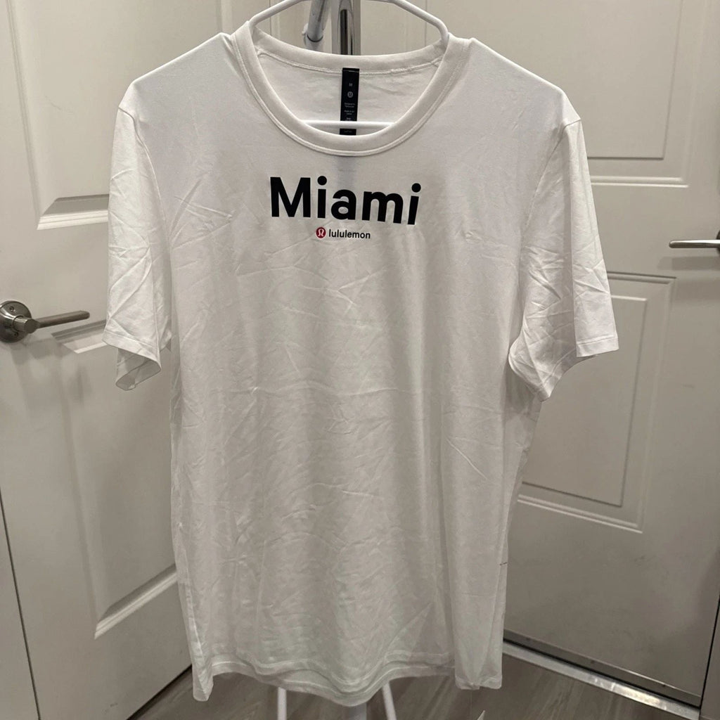 NEW Lululemon Fundamental T Miami Mens M WHT TShirt Short Sleeve Crew Neck Unisex