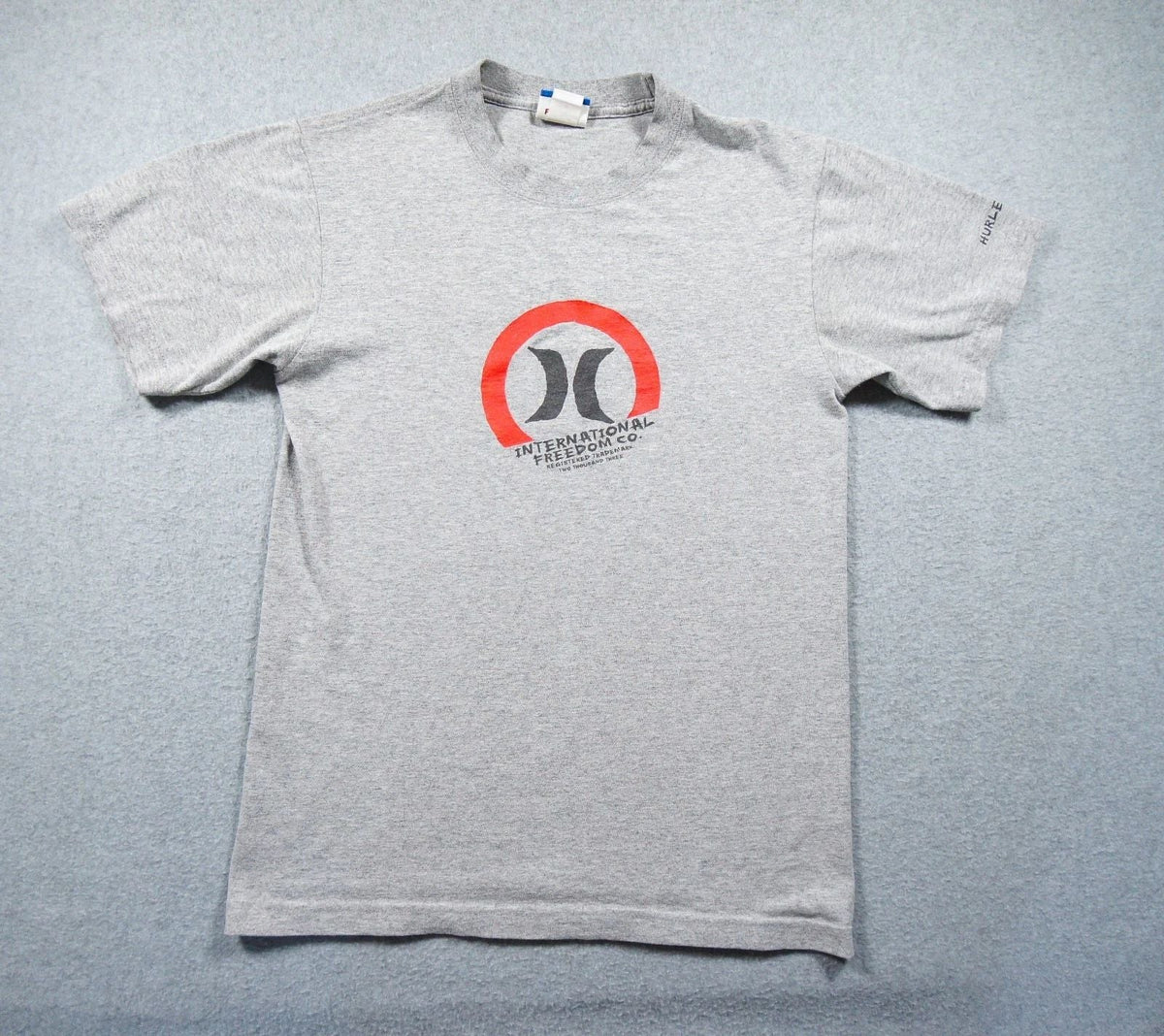 Vintage Hurley Shirt Mens Small Gray Freedom Graphic Short Sleeve Surf Skate Y2K Unisex